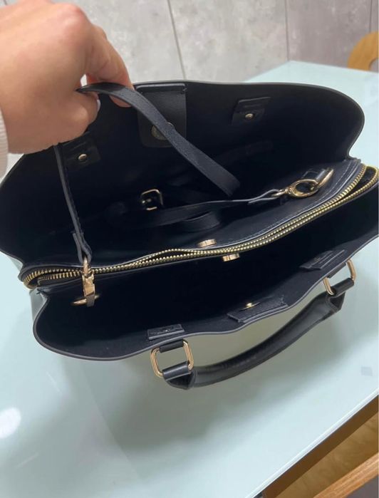 Mala tamanho medio senhora ( Bershka)