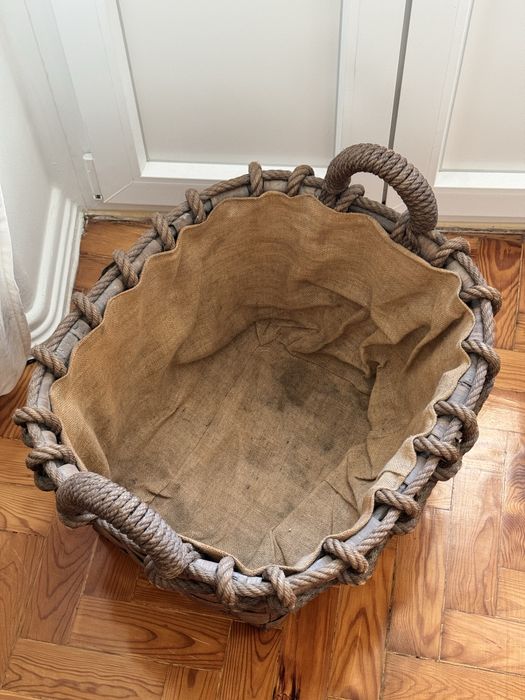 Cesto de vindimas antigo