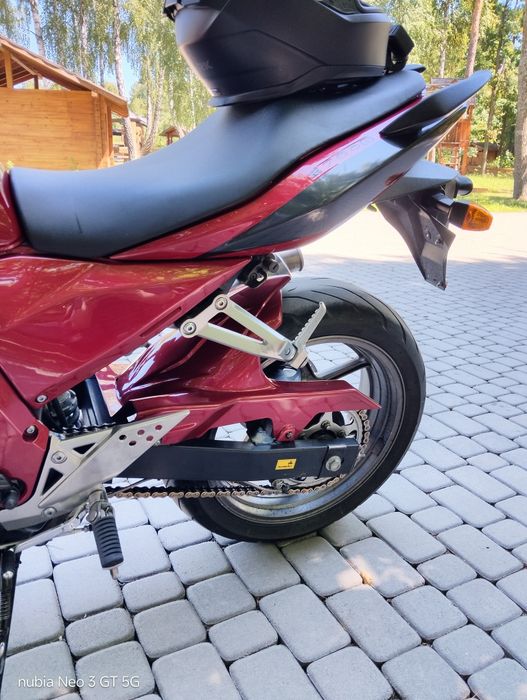 Kawasaki z 750 s.2005 року.