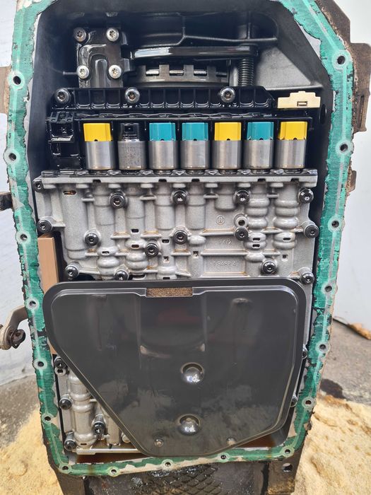 Гидроблок zf6hp26x zf6hp28x Оригинал снят с рабочей машины.