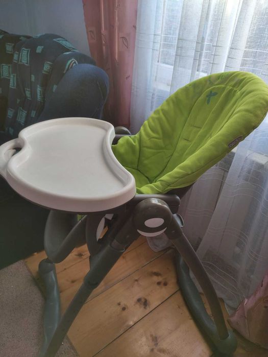 Крісло для годування