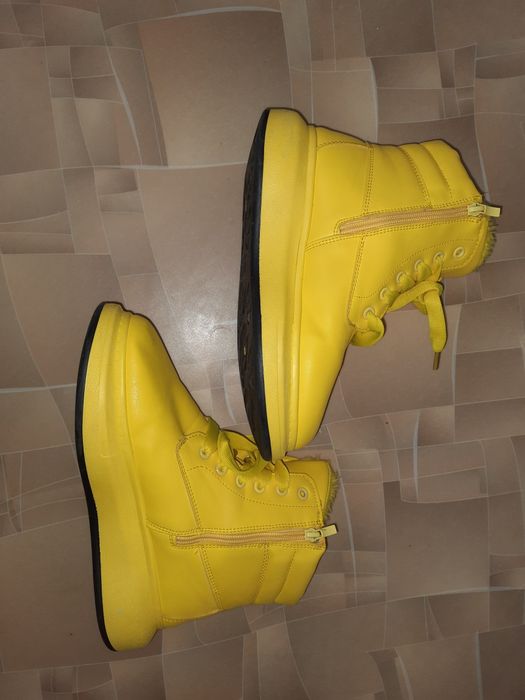 Ботинки зимние женские