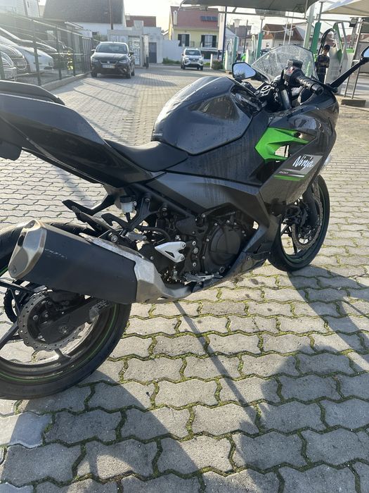 KAWASAKI ninja 400