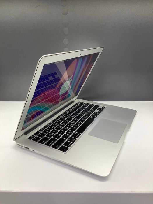 MacBook Air 13 2015 i6 4GB | 256GB • 84732