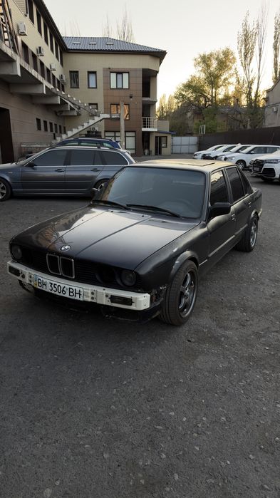 BMW E30 седан м20б20