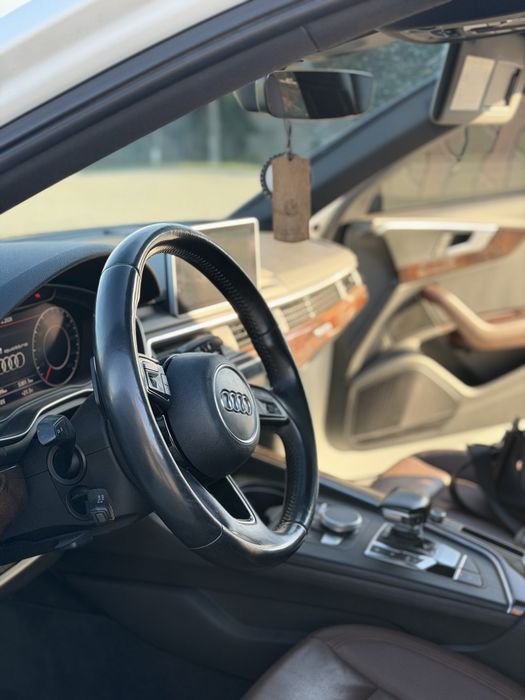 Продам AUDI A4 B9 2016 року S-LINE