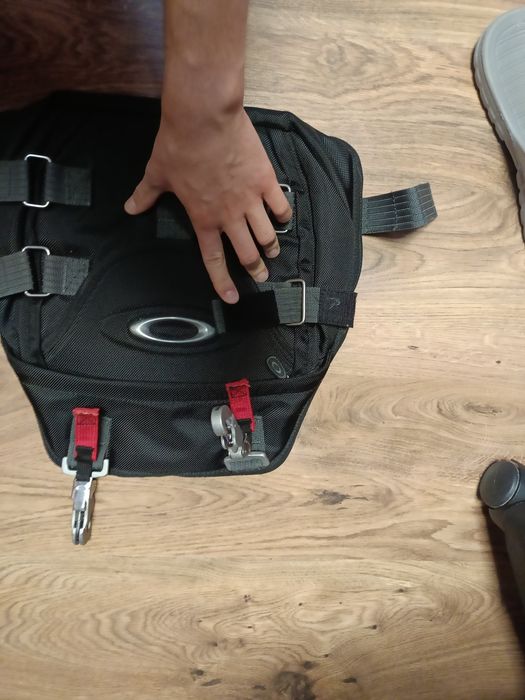 Oakley AP rollerbag tactical