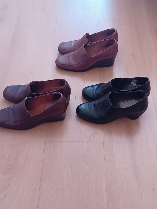 Sapatos em pele- várias cores