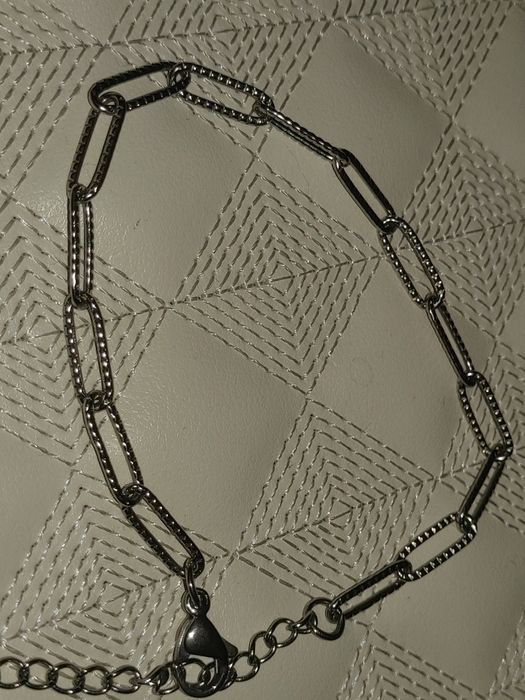 Bijuteria- brincos, ganchos, pulseira de aço