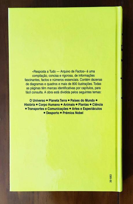 Livro "Arquivo de factos - Resposta a tudo" | Círculo de Leitores