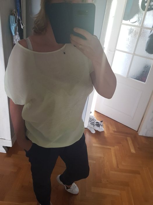 Piękna zwiewna bluzka oversize