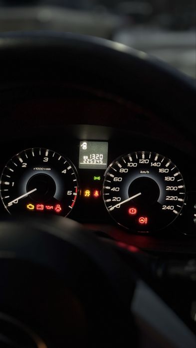 Subaru Legacy 2011, 2.0d МКПП