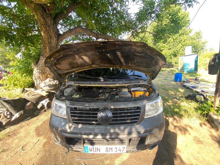 Продаю Volkswagen Transporter T5 2005 1.9 TDI МКПП
