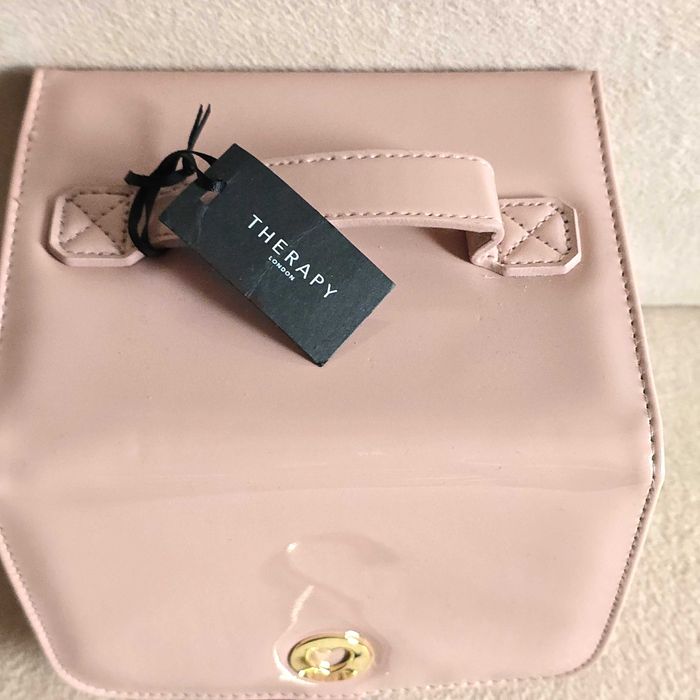 Kosmetyczka podróżna marki Therapy London , nowa