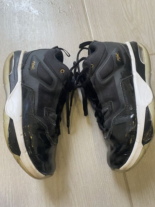 Nike jordan flight