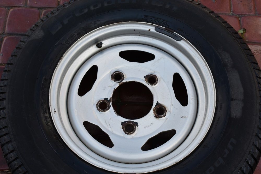 Koło 16" 5x165,1 BFGoodrich URBAN TERRAIN T/A 235/70R16 Runflat