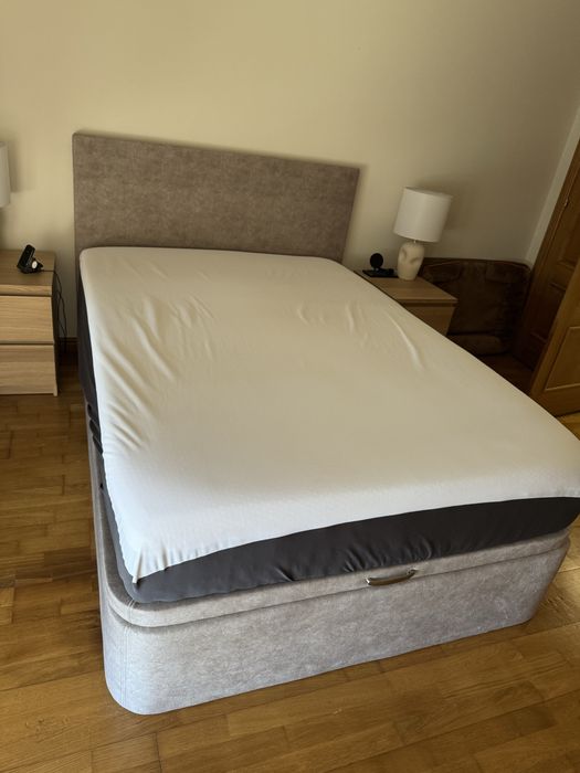 Cama e colchão Emma COMO NOVOS
