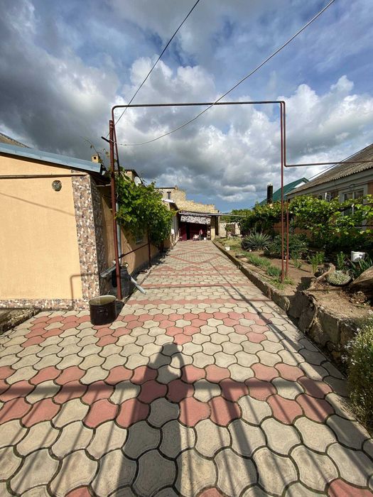 Продаж будинку в селі