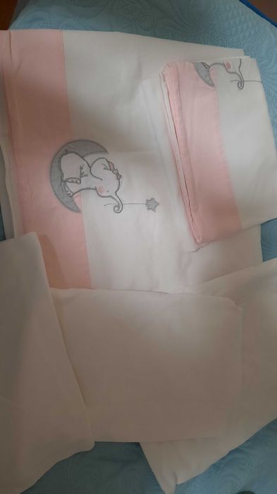 Conjunto de lençóis bebê