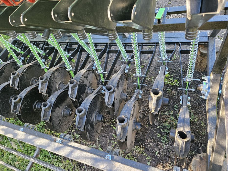 Сівалка на 13 сошників