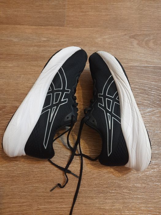 Кроссовки  Asics Gel -Excite 10 р.38 оригинал