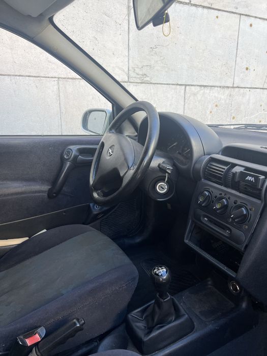 Opel corsa 1.2 -2000