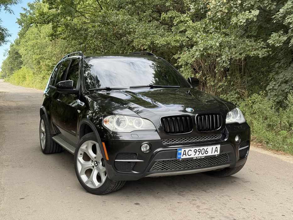 BMW X5 E70 2012 • 3.0 бензин • xDrive