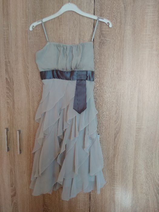 Sukienka wizytowa 38