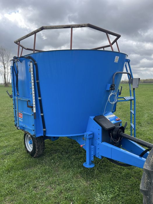 Paszowóz euromilk RINO FX700compact