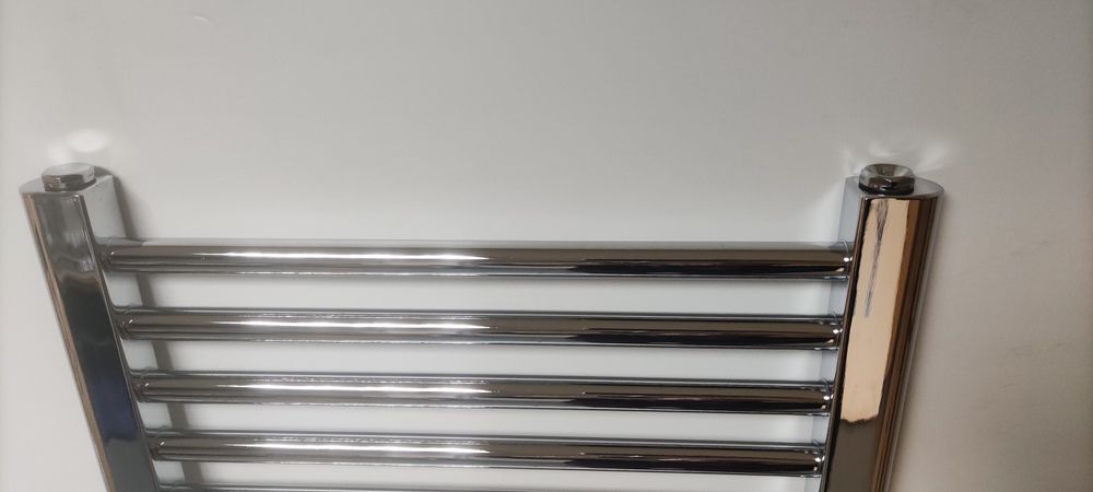 Grzejniki dekoracyjne łazienkowe chromowane chrom Nowy zawory +inne