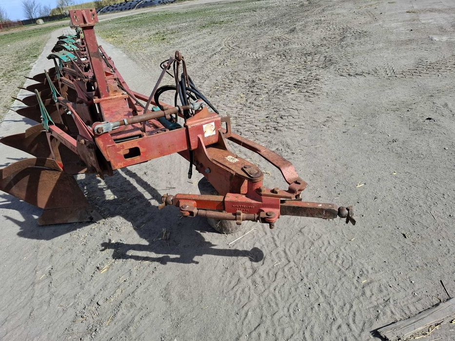 PŁUG Kverneland BB 100