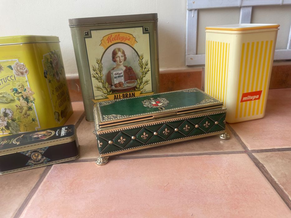 Latas vintage Antigas