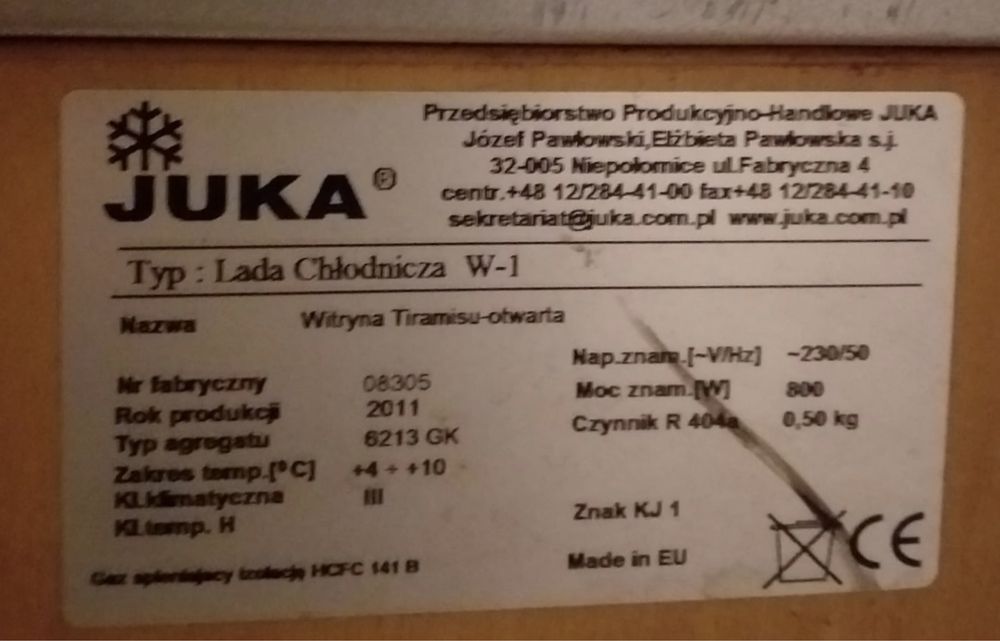 Witryna tiramisu - otwarta JUKA