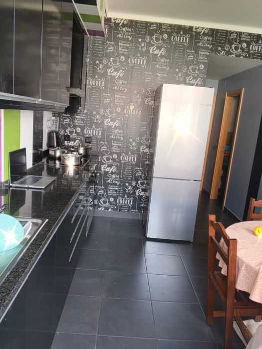 Quarto para Arrendar - Torres Novas