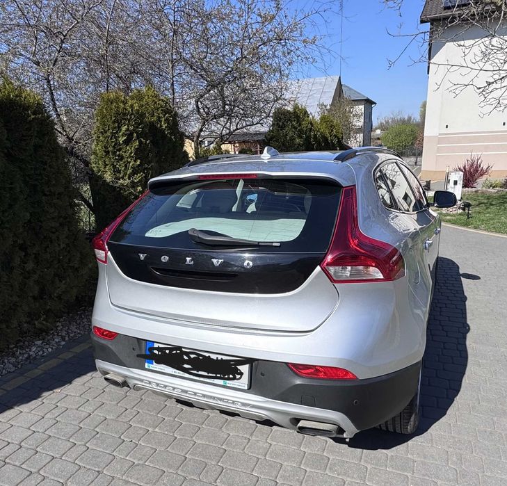 Volvo v40 country cross