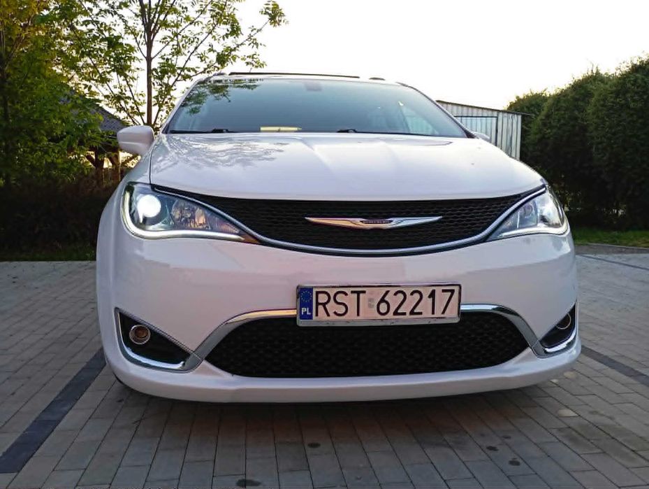 chrysler pacyfica 2019 , turing L , 7 osobowy