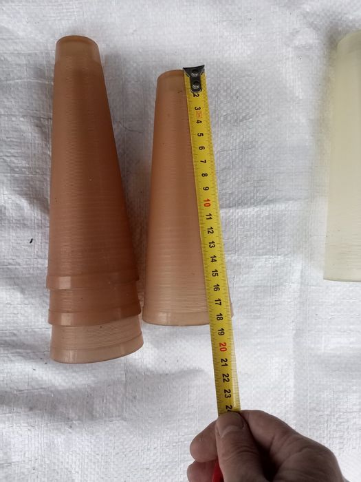 Конуси для ниток