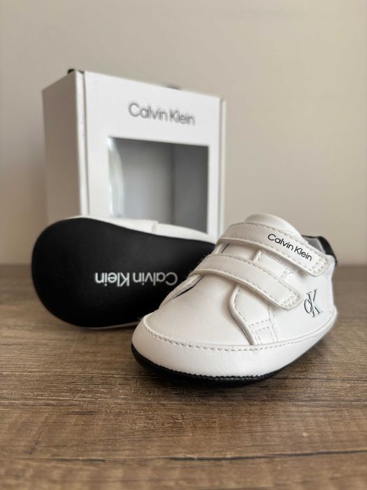 Buciki niemowlęce Calvin Klein Rozm. 18