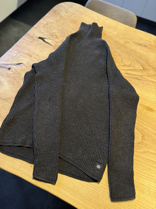 Чоловічі кофти розмір М