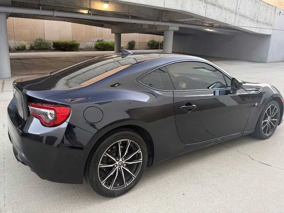 Toyota 86      2018