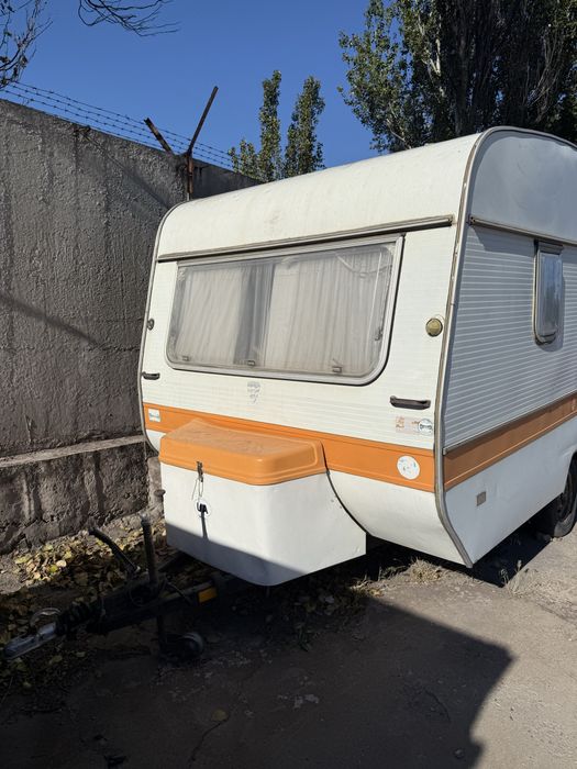 Фургон житловий домік автодом на колесах