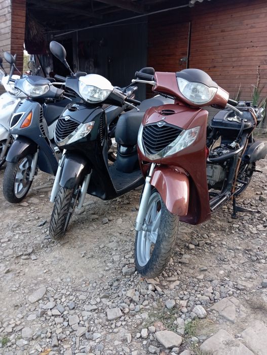 Розбір honda sh 150, двигун, пластик, диски, стартер, термостат, колод