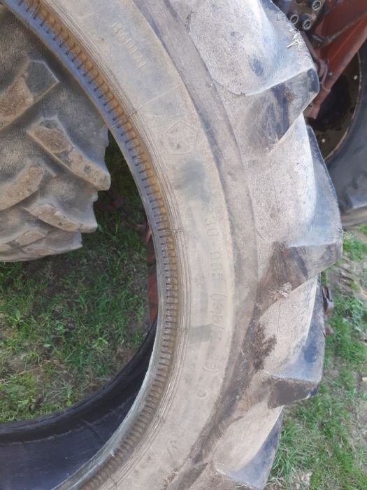 Opony zachodnie 13.6 R - 38 para 330-965 RADIALNE 13.6/12 R - 38 Mocne