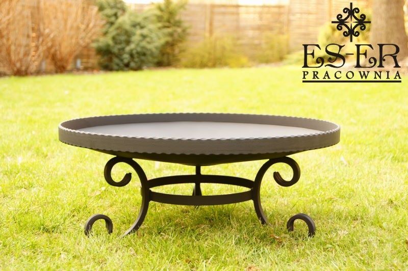 Palenisko z rantem MŁOTKOWANE kute na trzy nogi 60 cm ES-ER