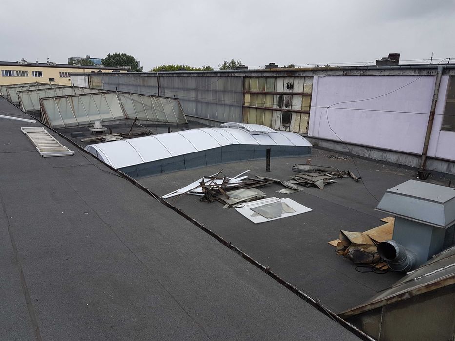 Remont Serwis Naprawa świetlików dachowych poliwęglan Uszczelnianie