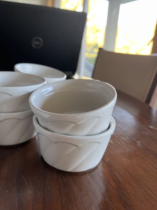 10 ramekins brancos