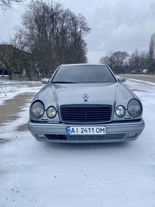 Mersedes 210 е280 бензин