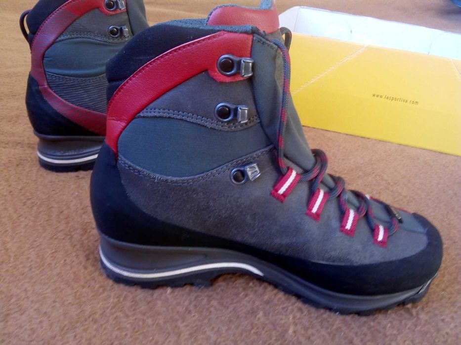 Buty La Sportiva Trango TRK Leather Women GTX Carbon