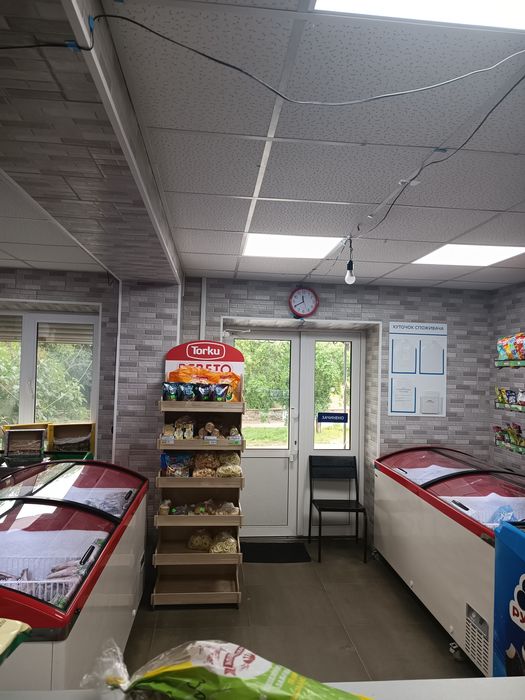 Продам приміщення під магазин