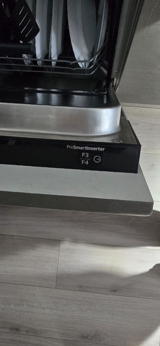 Посудомийна машина